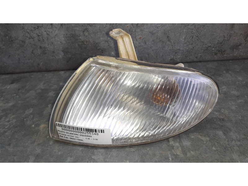 Recambio de piloto delantero izquierdo para hyundai accent (x3) referencia OEM IAM 082211509L  