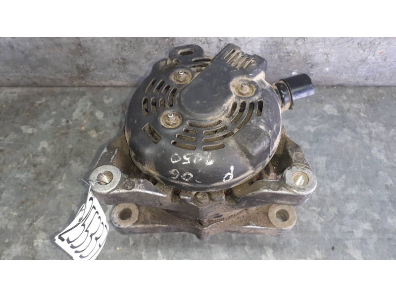 Recambio de alternador para peugeot 106 (s1) cocktail referencia OEM IAM 9640623580 1042103190  Recambio de alternador para peugeot 106 (s1) cocktail referencia OEM IAM 9640623580 1042103190