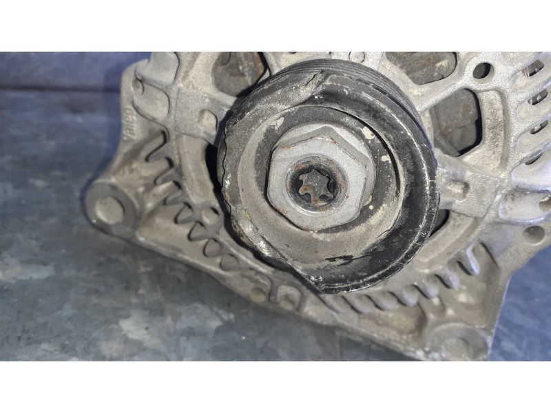Recambio de alternador para peugeot 107 urban referencia OEM IAM 437357 VALEO 