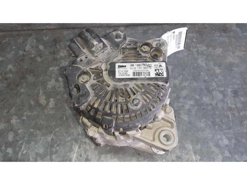Recambio de alternador para peugeot 208 allure referencia OEM IAM 9818677280 2713135A 216041832