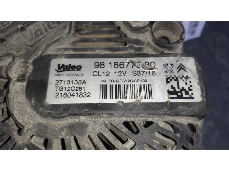 Recambio de alternador para peugeot 208 allure referencia OEM IAM 9818677280 2713135A 216041832