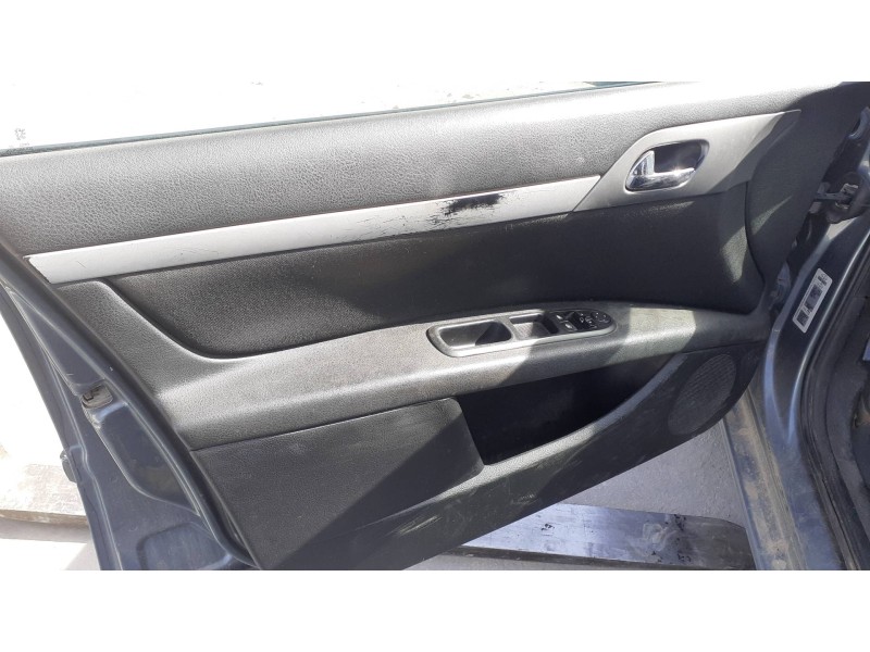 peugeot 407 del año 2005