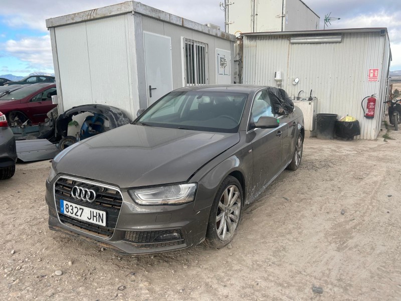 audi a4 berlina (8w2) del año 2015