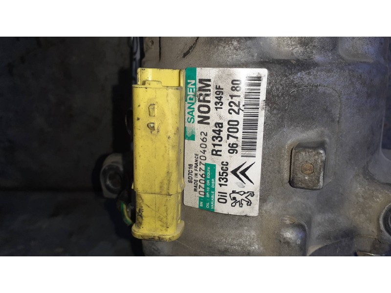 Recambio de compresor aire acondicionado para peugeot 407 referencia OEM IAM 9670022180 07067704062 