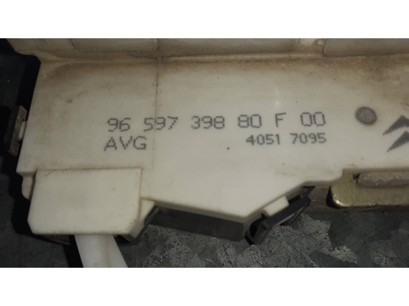 Recambio de cerradura puerta delantera izquierda para peugeot 407 referencia OEM IAM 9659739880F00 40517095 