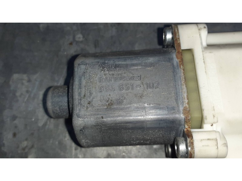 Recambio de motor elevalunas delantero derecho para peugeot 407 referencia OEM IAM 0130822201 994651102 1137328126
