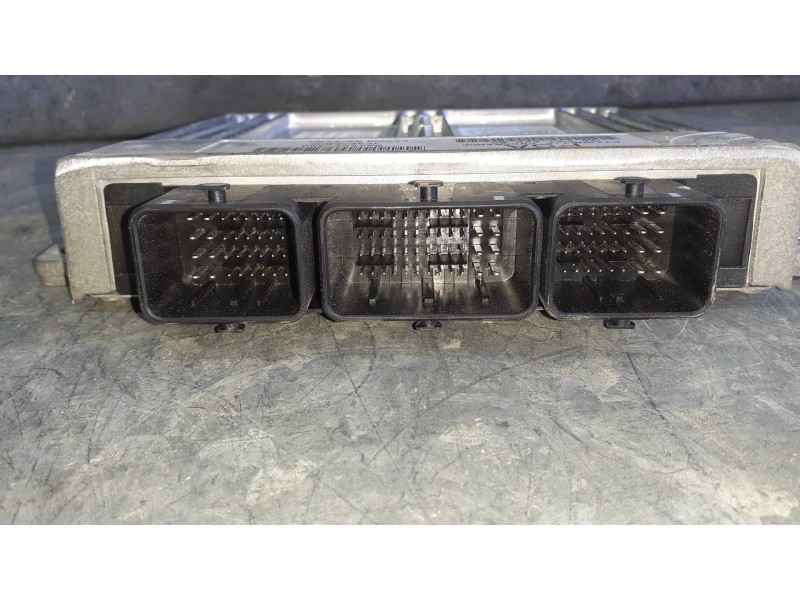 Recambio de centralita motor uce para peugeot 407 referencia OEM IAM 9659562080 9655997380 84820V02