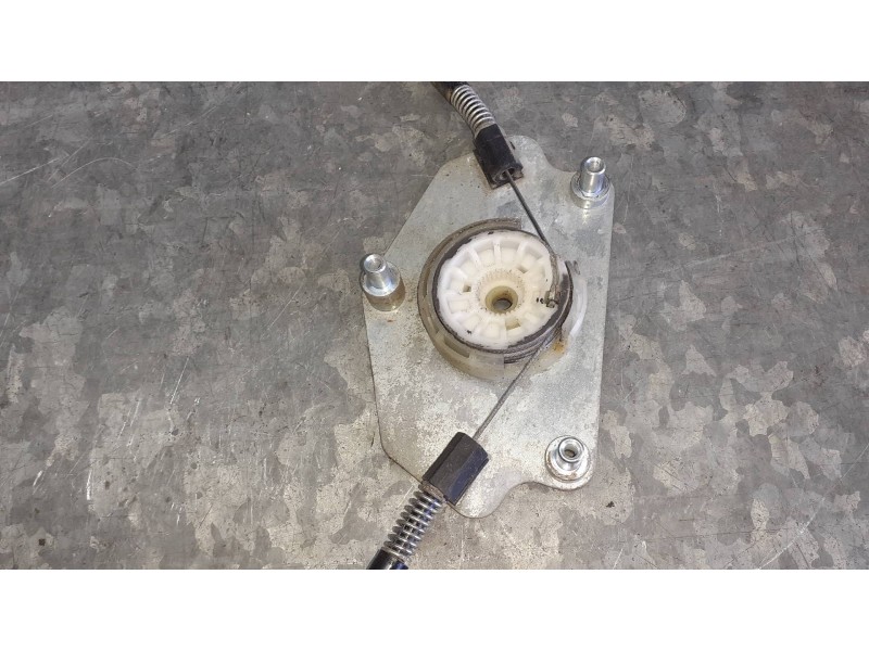 Recambio de elevalunas delantero izquierdo para peugeot 407 referencia OEM IAM 100555 ELECTRICO SIN MOTOR