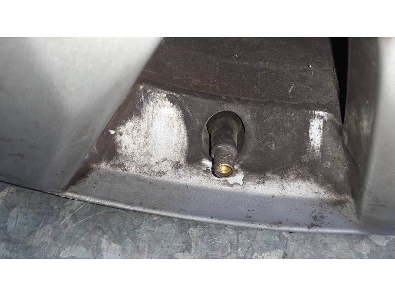 Recambio de llanta para volkswagen touran (5t1) referencia OEM IAM 5TA601025 6.5JX16HET48 005597