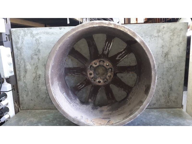 Recambio de llanta para audi a4 berlina (8w2) referencia OEM IAM 8K0601025 8JX8H2ET47 