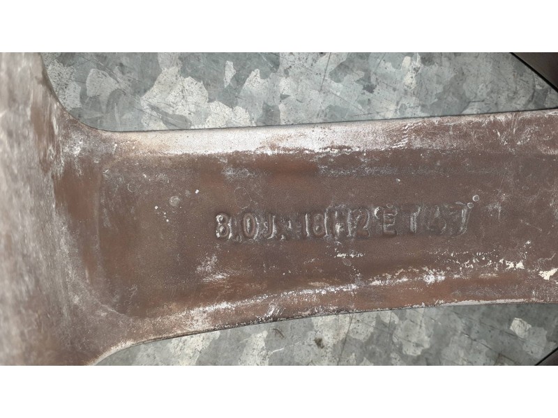 Recambio de llanta para audi a4 berlina (8w2) referencia OEM IAM 8K0601025 8JX8H2ET47 
