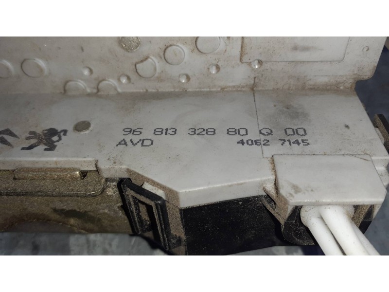 Recambio de cerradura puerta delantera derecha para peugeot 407 coupe referencia OEM IAM 9681332880Q00 40627145 