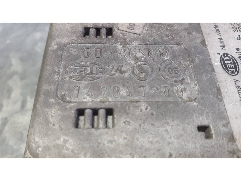 Recambio de centralita faros xenon para peugeot 407 coupe referencia OEM IAM 74284600 74284700 5DF00870450