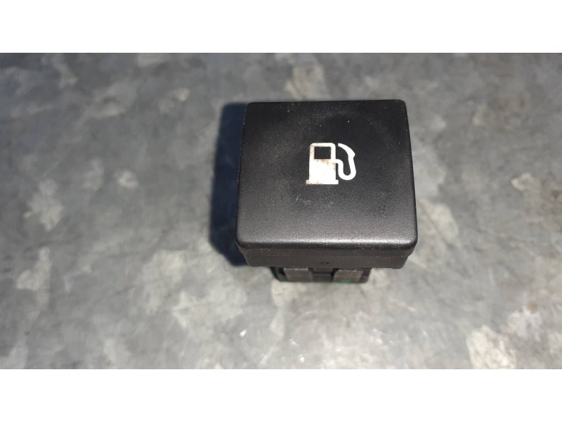 Recambio de interruptor para peugeot 407 coupe referencia OEM IAM 96531174XT  