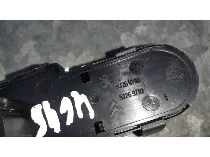 Recambio de mando elevalunas delantero izquierdo para peugeot 407 coupe referencia OEM IAM 96588276XT 53269768 