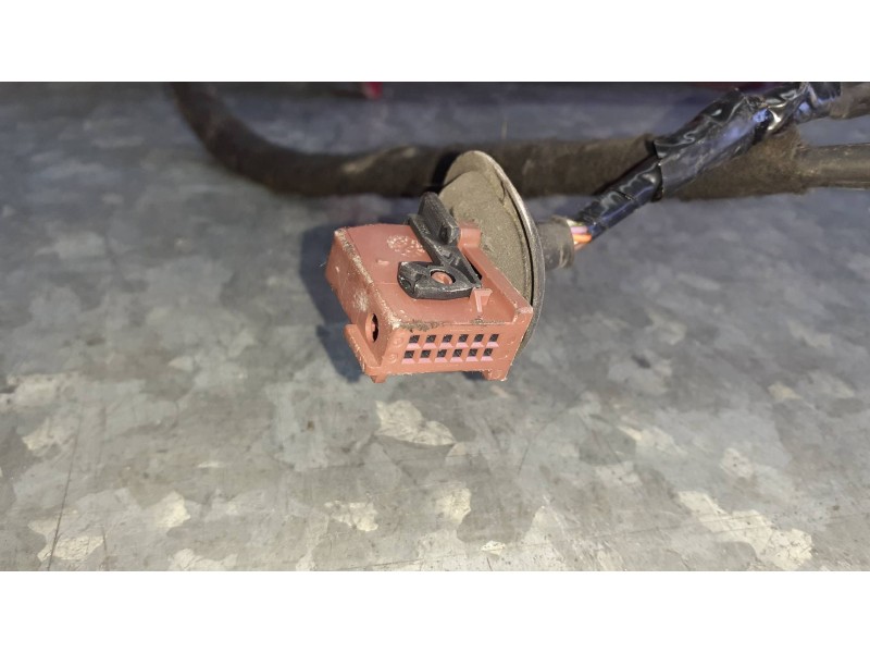 Recambio de retrovisor izquierdo para peugeot 407 coupe referencia OEM IAM E9014145 ELECTRICO 