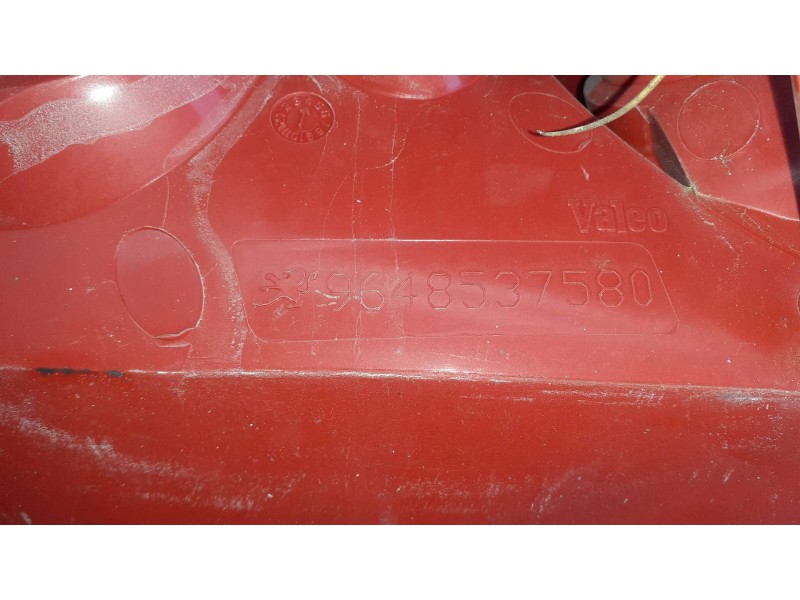 Recambio de piloto trasero derecho para peugeot 407 coupe referencia OEM IAM 9648537580  