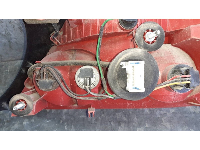 Recambio de piloto trasero izquierdo para peugeot 407 coupe referencia OEM IAM 9648537680  