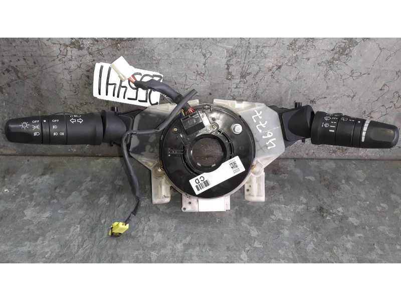 Recambio de mando multifuncion para nissan almera (n16/e) referencia OEM IAM 25560BN864 25540AV600 25260AV770