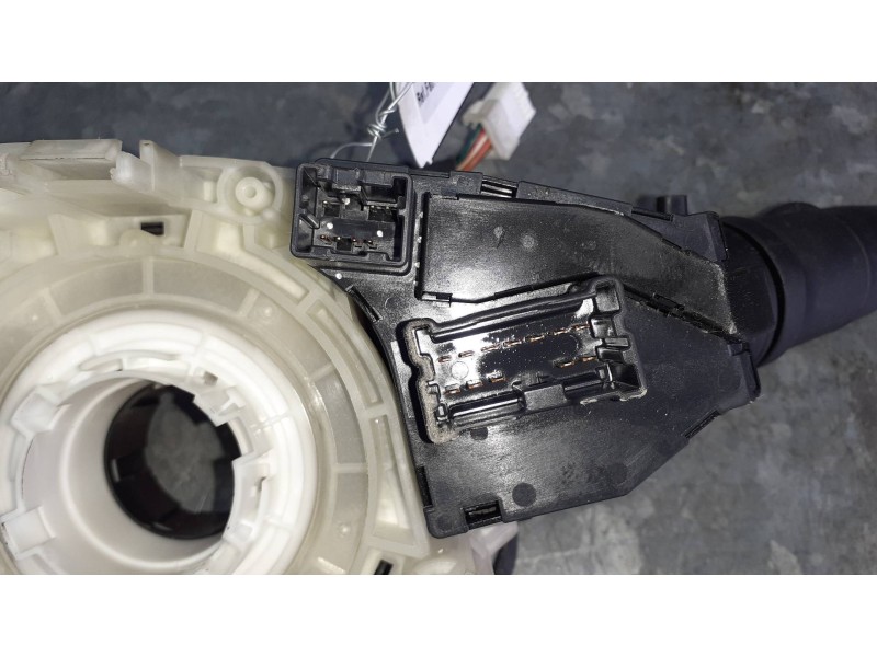 Recambio de mando multifuncion para nissan almera (n16/e) referencia OEM IAM 25560BN864 25540AV600 25260AV770