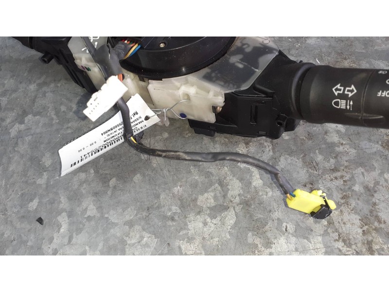 Recambio de mando multifuncion para nissan almera (n16/e) referencia OEM IAM 25560BN864 25540AV600 25260AV770