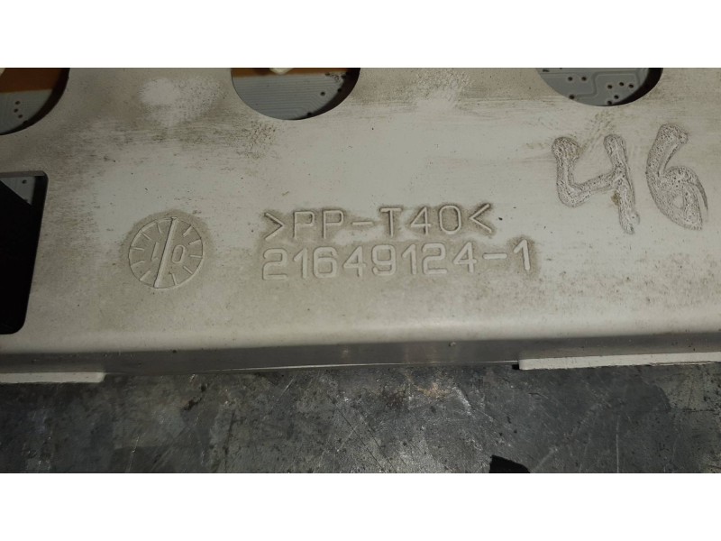 Recambio de pantalla multifuncion para peugeot 406 berlina (s1/s2) referencia OEM IAM 9641902577 216491241 216602654A