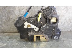 Recambio de cerradura puerta delantera derecha para toyota avensis berlina (t25) referencia OEM IAM    2