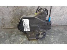 Recambio de cerradura puerta trasera derecha para toyota avensis berlina (t25) referencia OEM IAM 32R F215 