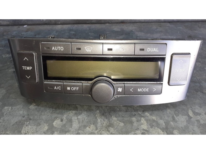 Recambio de mando climatizador para toyota avensis berlina (t25) referencia OEM IAM 5590005200 MB1465703620 DENSO
