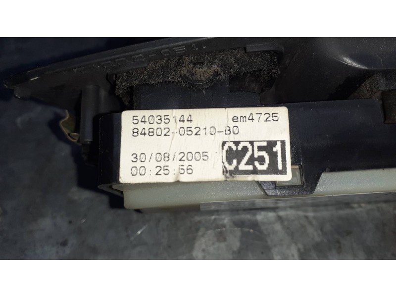 Recambio de mando elevalunas delantero izquierdo para toyota avensis berlina (t25) referencia OEM IAM 54035144 8480205210B0 