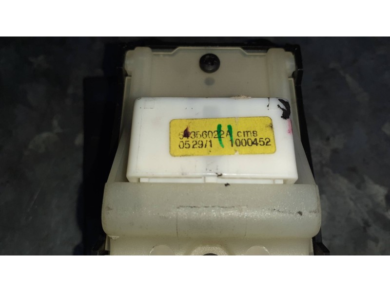 Recambio de mando elevalunas delantero izquierdo para toyota avensis berlina (t25) referencia OEM IAM 54035144 8480205210B0 