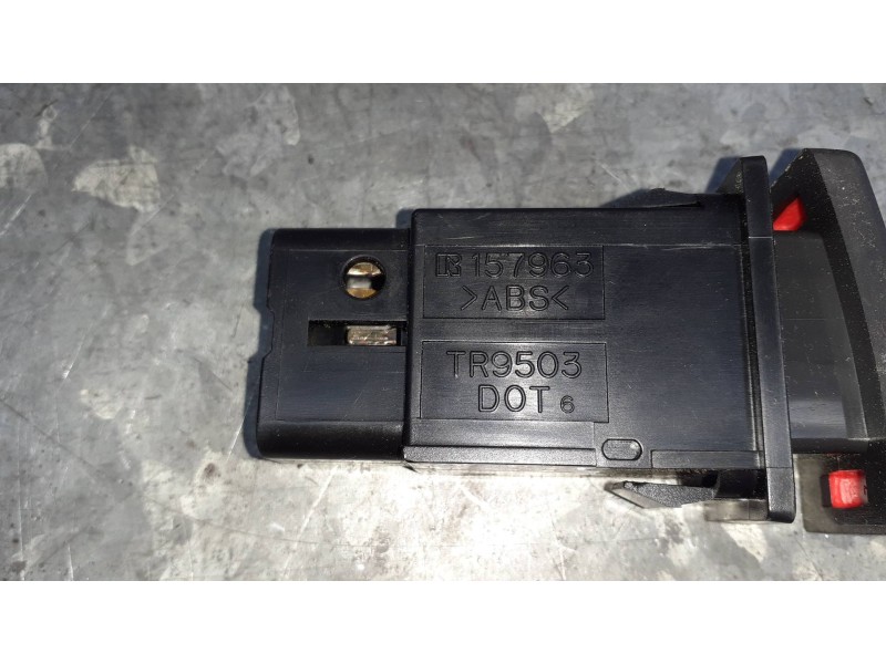 Recambio de warning para toyota avensis berlina (t25) referencia OEM IAM 157963  