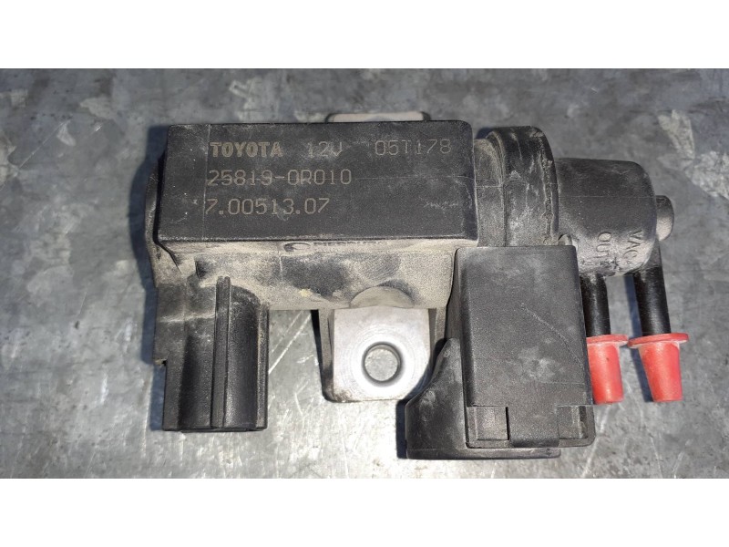 Recambio de valvula aire adicional para toyota avensis berlina (t25) referencia OEM IAM 258190R010 70051307 051178