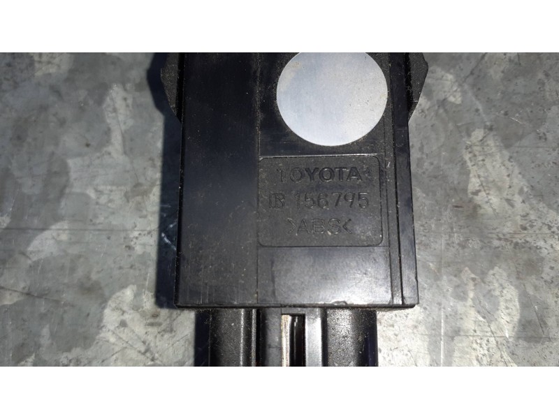 Recambio de interruptor para toyota avensis berlina (t25) referencia OEM IAM 156795 5660T55 