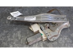 Recambio de elevalunas trasero izquierdo para toyota avensis berlina (t25) referencia OEM IAM 0130822032 ELECTRICO CON MOTOR