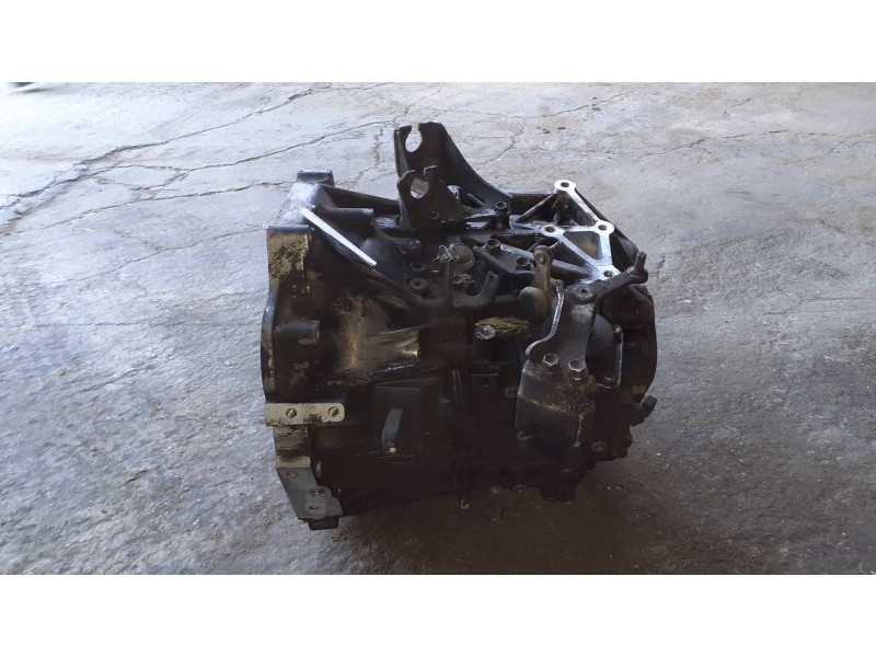 Recambio de caja cambios para toyota avensis berlina (t25) referencia OEM IAM   