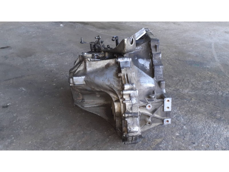 Recambio de caja cambios para toyota avensis berlina (t25) referencia OEM IAM   