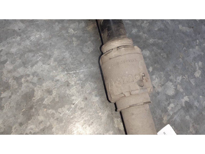 Recambio de transmision delantera derecha para toyota avensis berlina (t25) referencia OEM IAM 73322PJ104 4341005320 EUJ104BP16