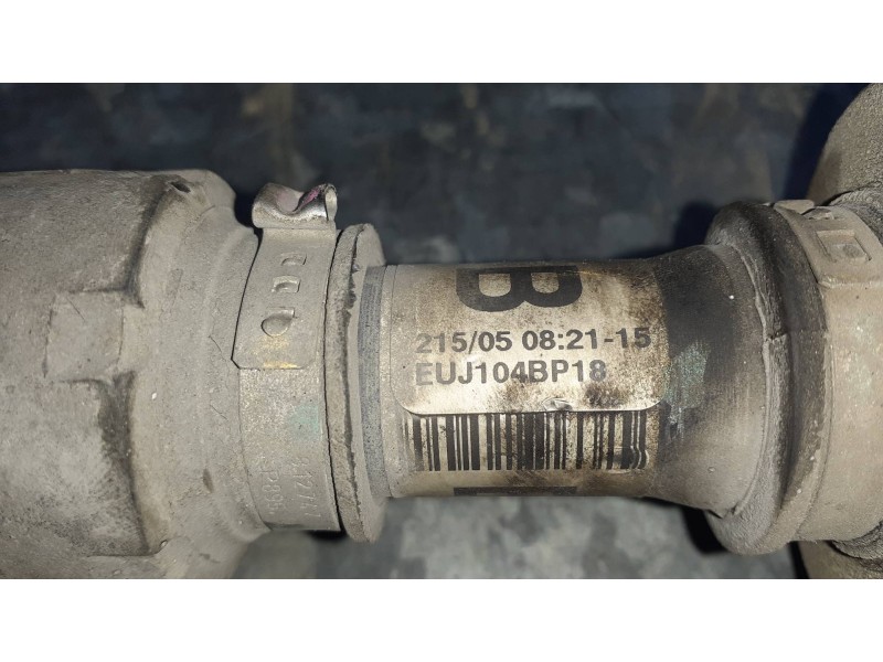 Recambio de transmision delantera izquierda para toyota avensis berlina (t25) referencia OEM IAM 73323BJ104 4342005371 EUJ104BP1