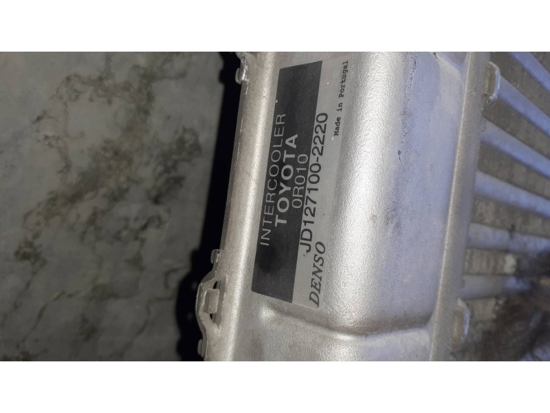 Recambio de intercooler para toyota avensis berlina (t25) referencia OEM IAM JD1271002220  