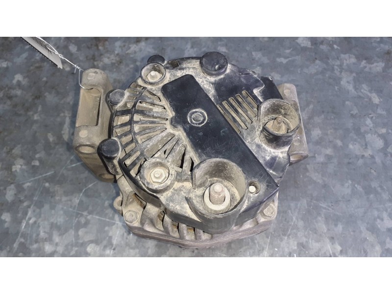 Recambio de alternador para opel combo (corsa c) familiar referencia OEM IAM 602520 TG8S013 000016279808