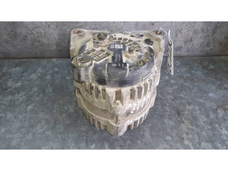 Recambio de alternador para opel astra j lim. enjoy referencia OEM IAM 13502595 100A 