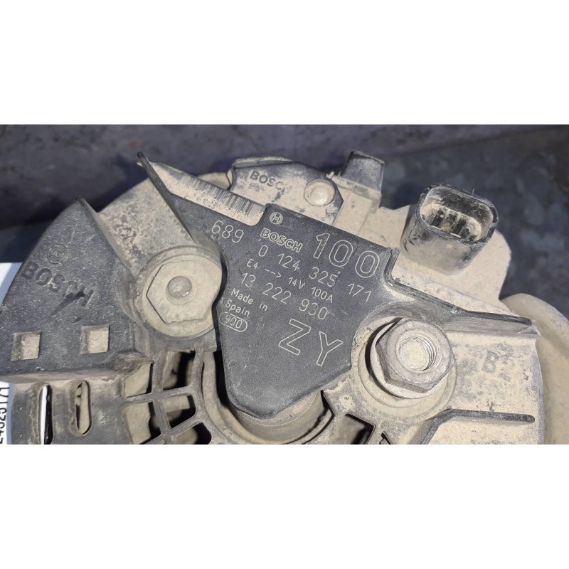 Recambio de alternador para opel corsa d sport referencia OEM IAM 0124325171 100A BOSCH