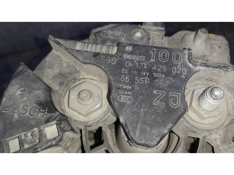 Recambio de alternador para opel astra gtc enjoy referencia OEM IAM 0124425020 100A BOSCH