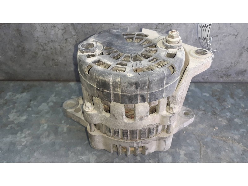 Recambio de alternador para daewoo nubira berlina se referencia OEM IAM   