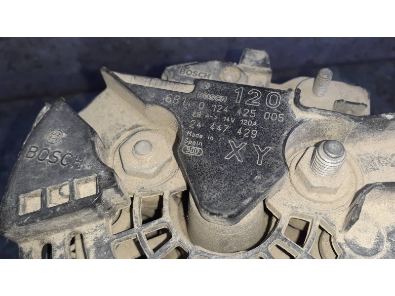 Recambio de alternador para opel astra h berlina cosmo referencia OEM IAM 0124425005 120A BOSCH
