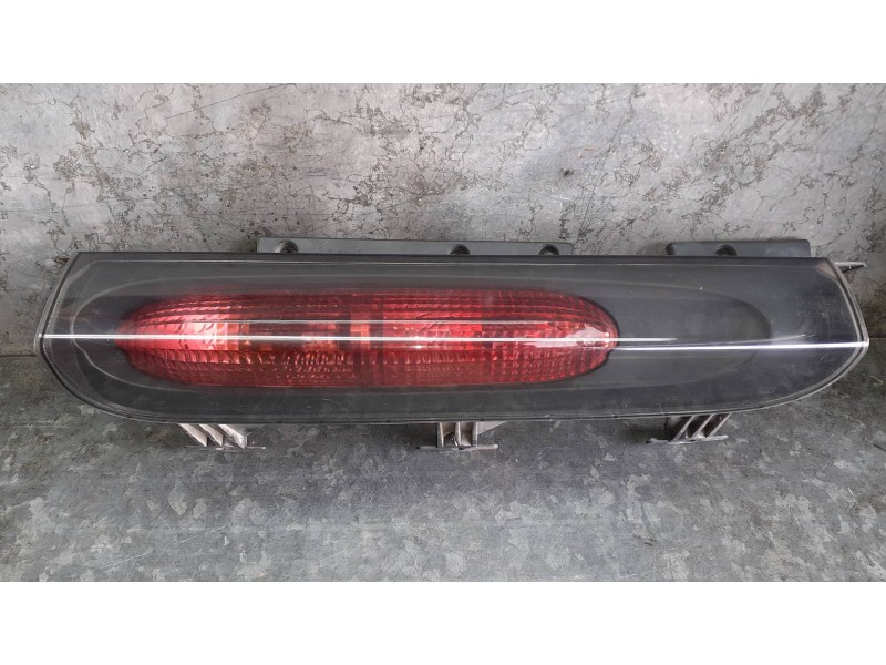 Recambio de piloto trasero derecho para opel vivaro referencia OEM IAM   