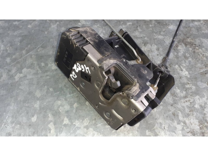 Recambio de cerradura puerta delantera izquierda para opel vivaro referencia OEM IAM 8200008260 91166230 