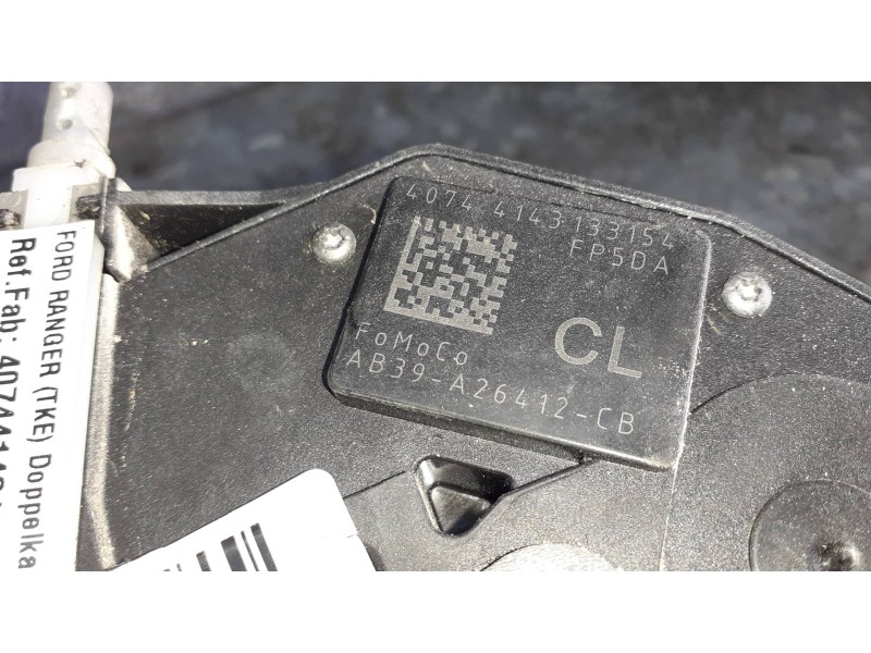 Recambio de cerradura puerta trasera derecha para ford ranger (tke) doppelkabine 4x4 xl referencia OEM IAM 40744143133154 AB39A2