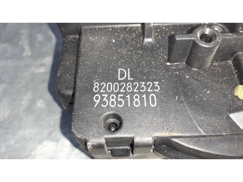 Recambio de cerradura maletero / porton para opel vivaro referencia OEM IAM 8200282323 93851810 